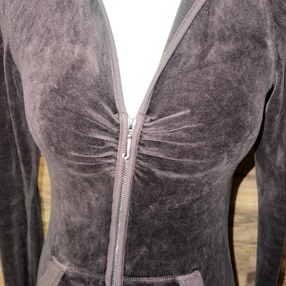 Brown Juicy Couture velour zip up jacket size small - Picture 3 of 5